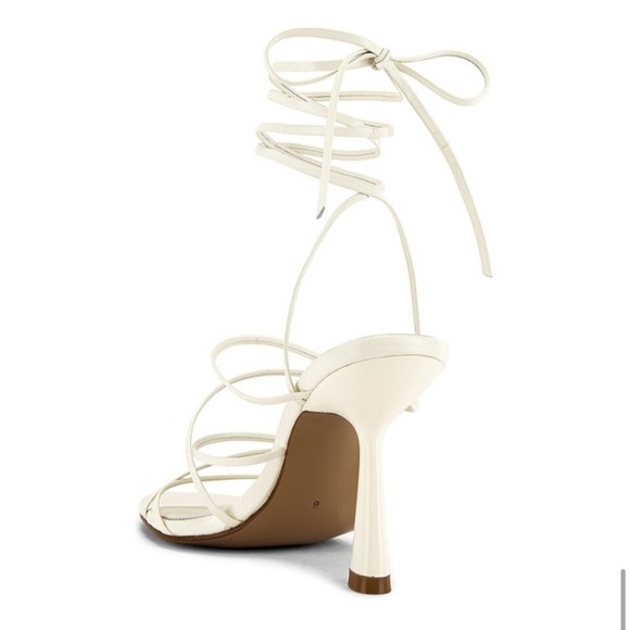 REVOLVE LPA Basile Heel in Bone White 🤍 - Picture 4 of 6